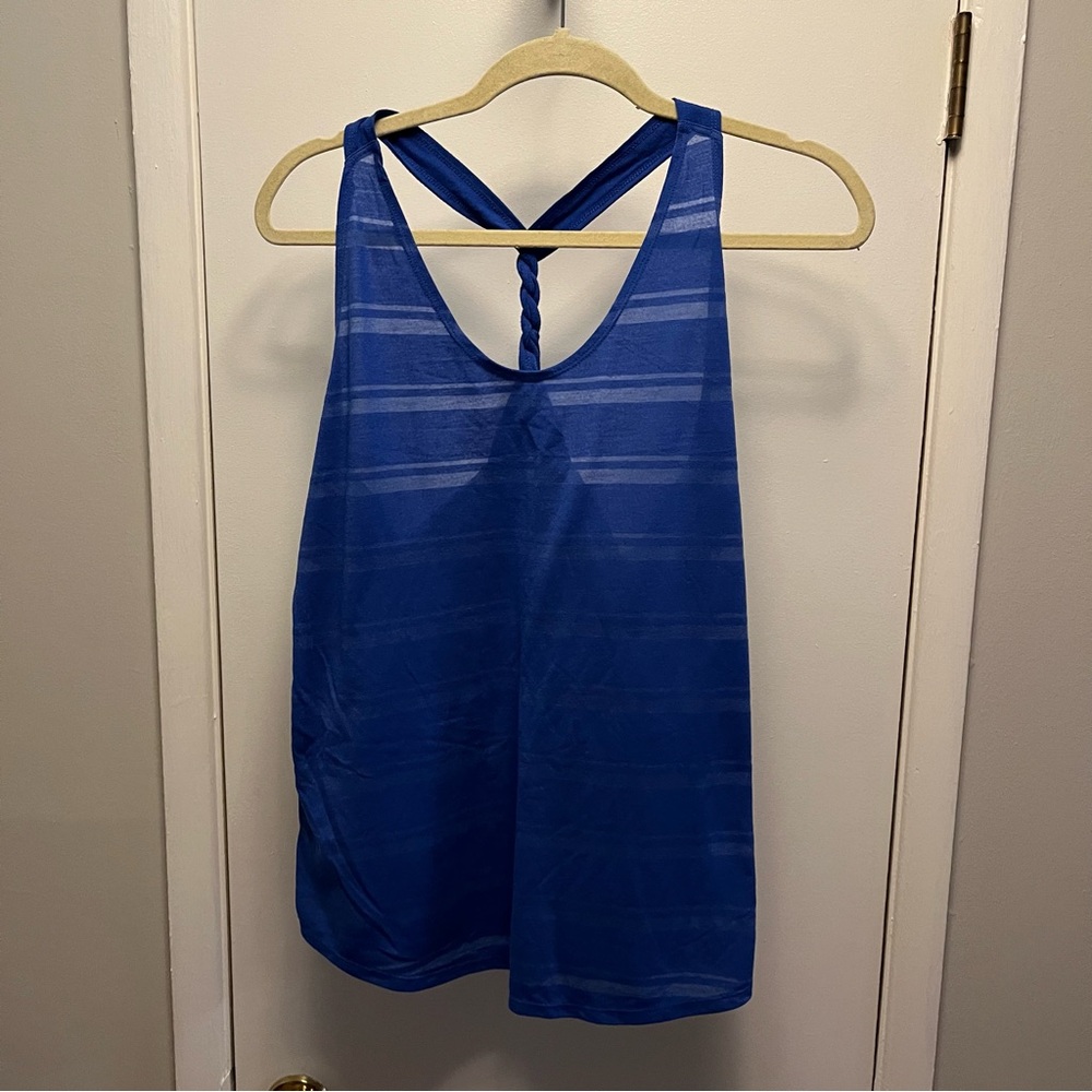 Under Armour Heat Gear Tank Top with Twisted Back